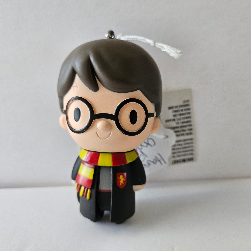 Hallmark Harry Potter Gryffindor Plastic‎ Holiday Ornament Christmas